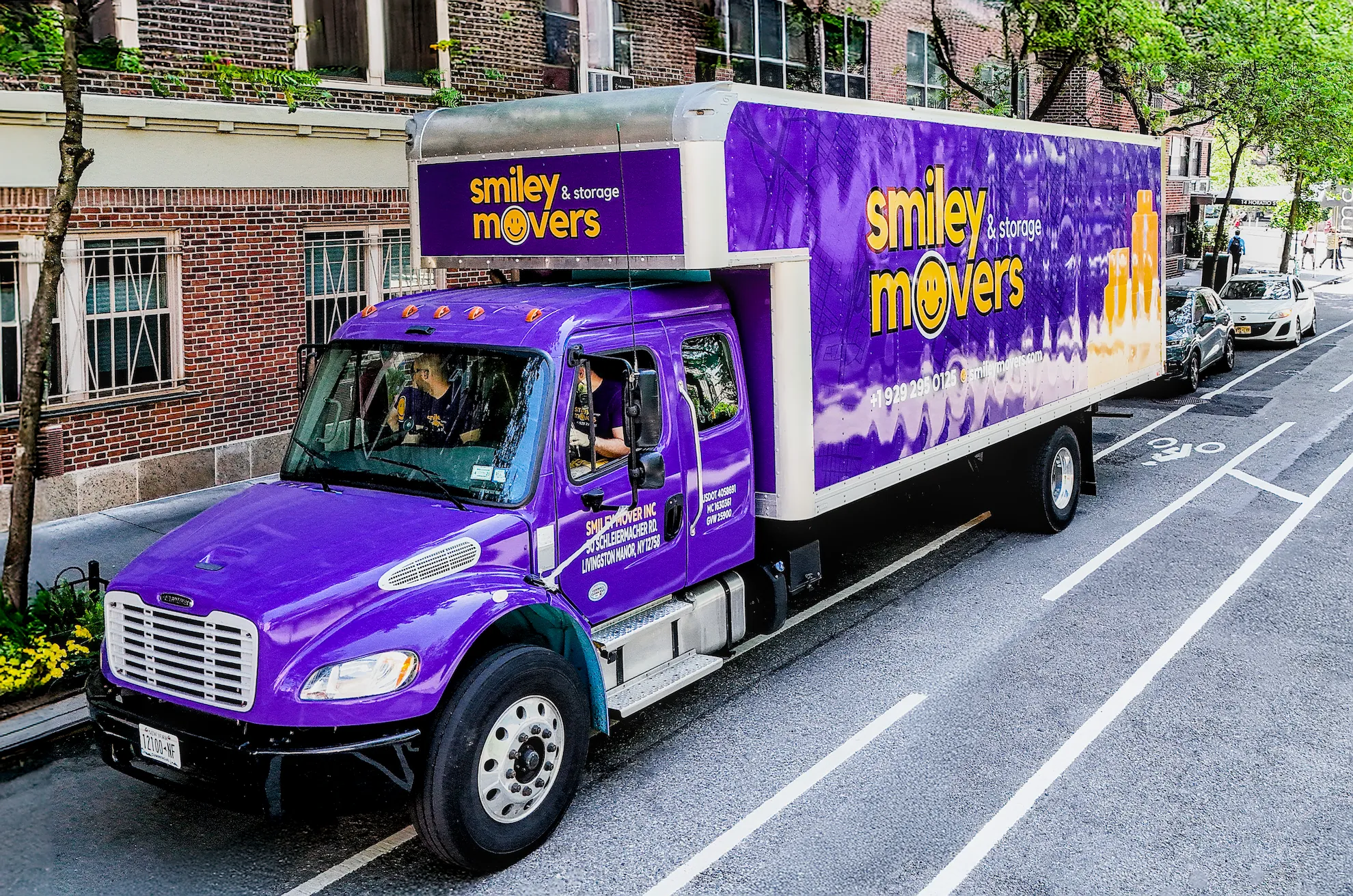 truck-02-smileymovers.webp